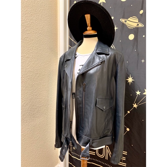 🌈 SOLD Stylish Collection Biker Jacket - Picture 11 of 16